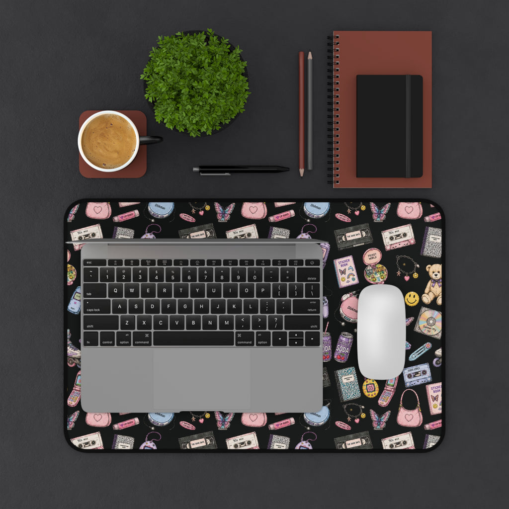 Loading... | Miracle of Roses Desk Mat