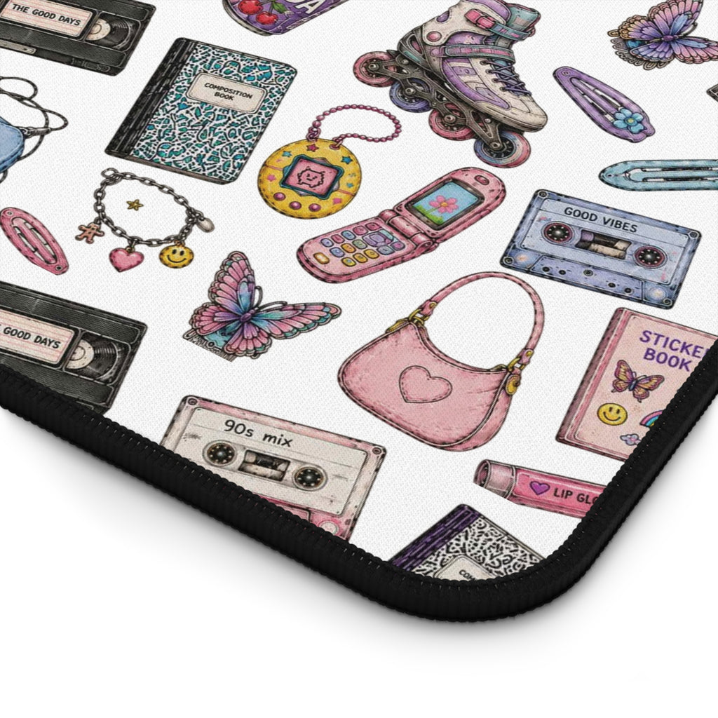 Loading... | Miracle of Roses Desk Mat