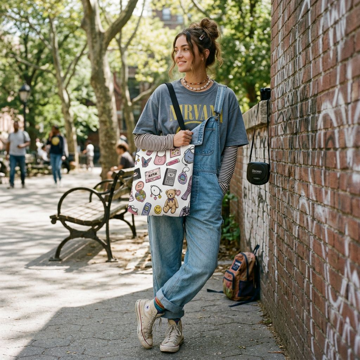 Rewind | Miracle of Roses Tote Bag-Green