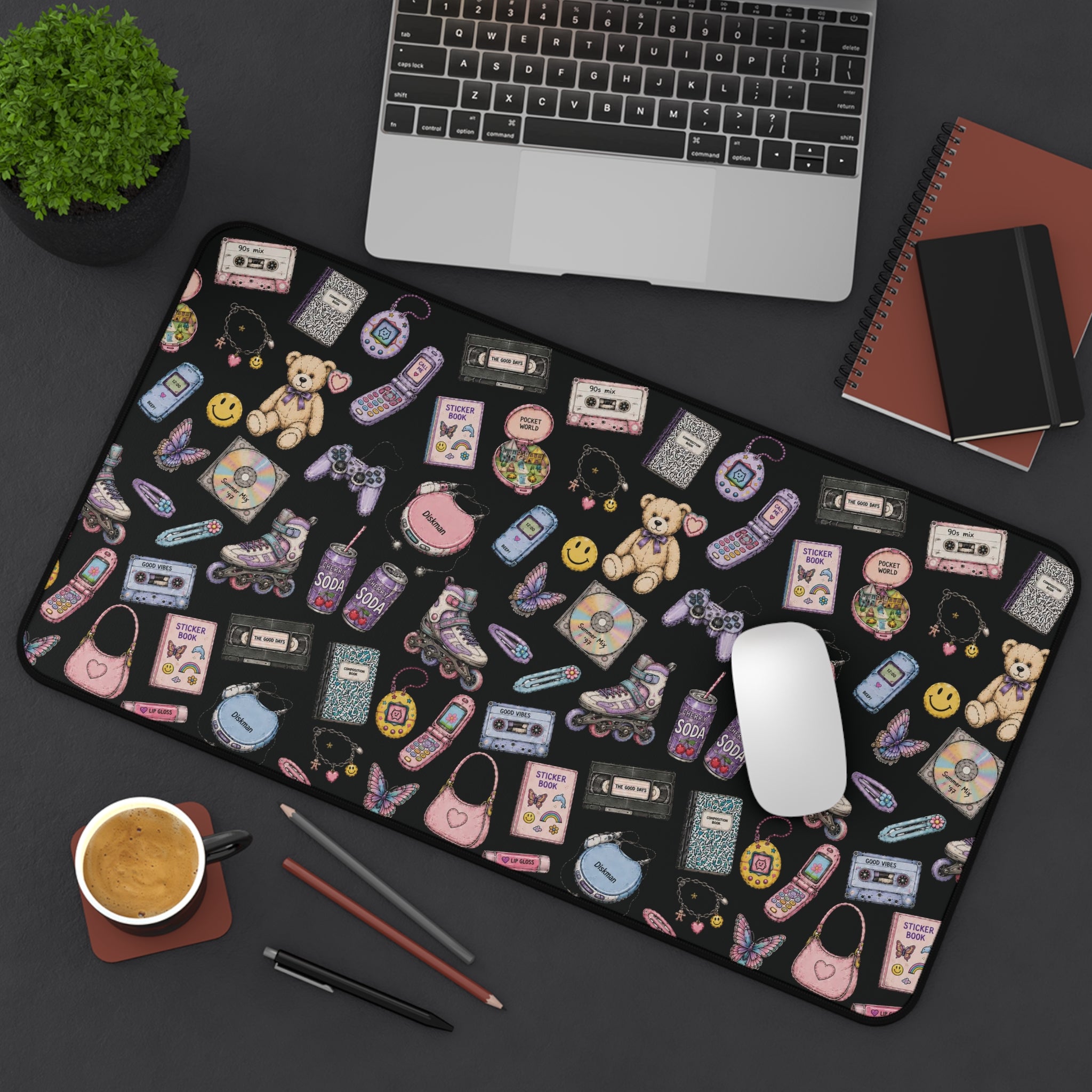 Loading... | Miracle of Roses Desk Mat