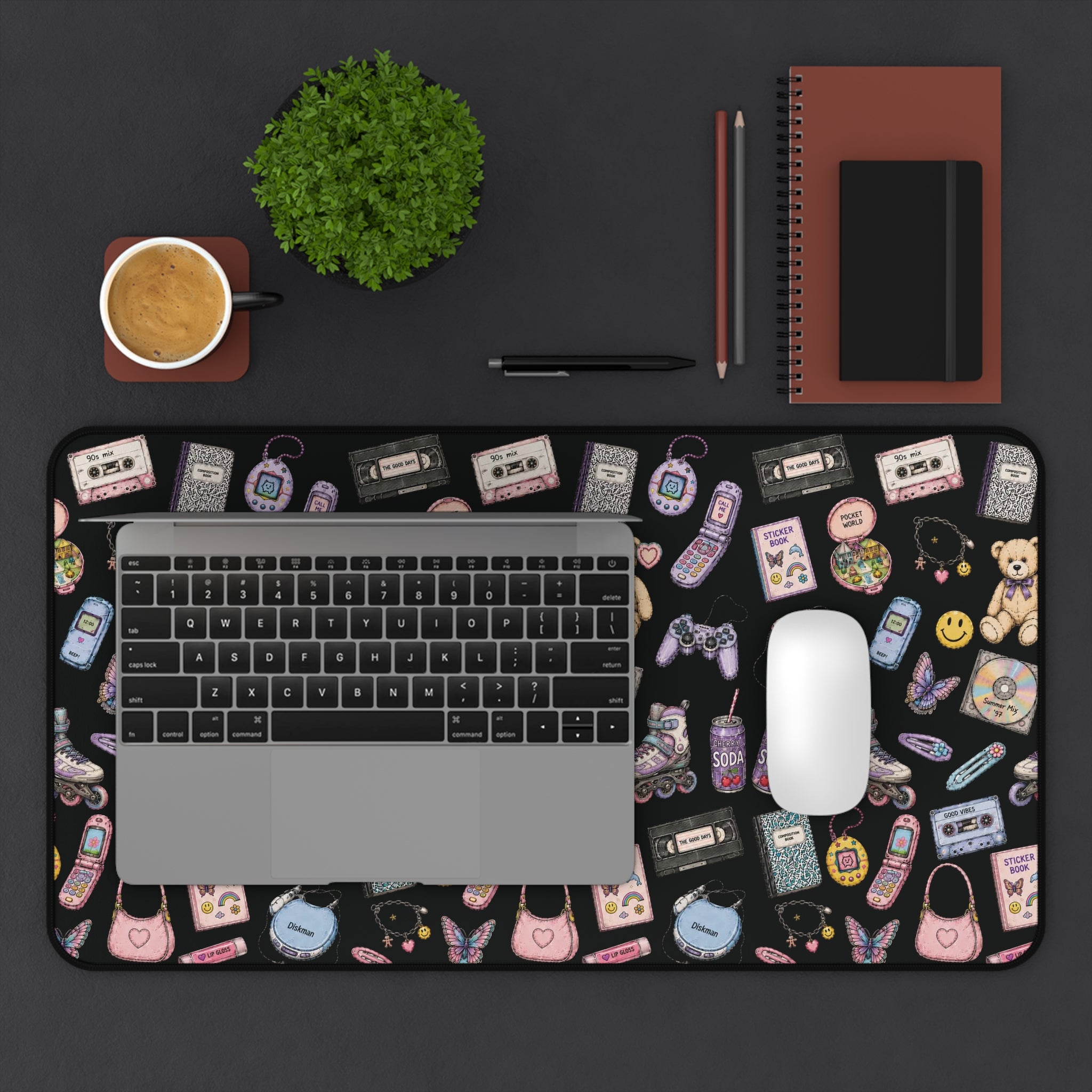 Loading... | Miracle of Roses Desk Mat